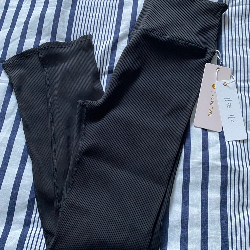 NWT Black Ribbed Leggings